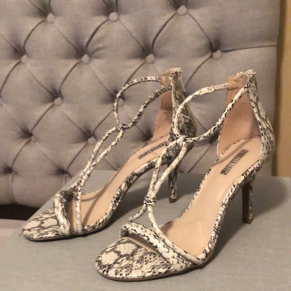 Jennifer Lopez heels